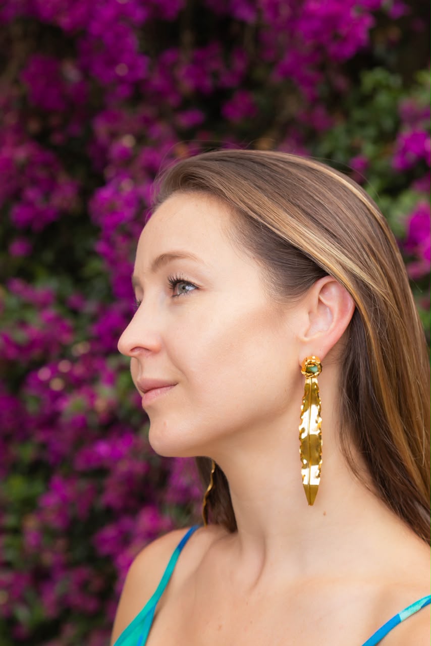 Aretes hoja larga con Jade
