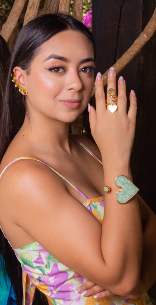 Arete, anillo o pulsera