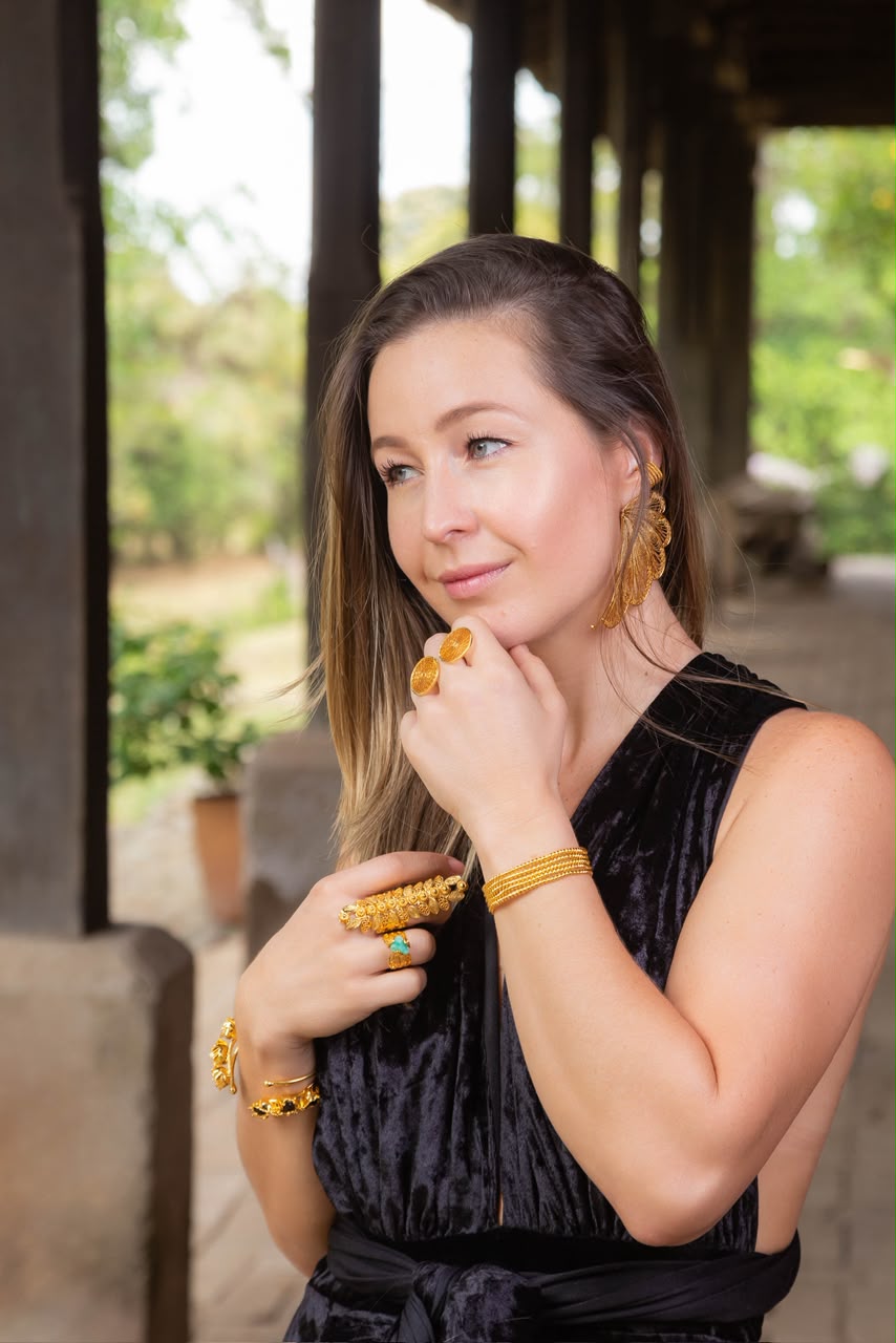 Anillo, aretes, cadena o pulsera